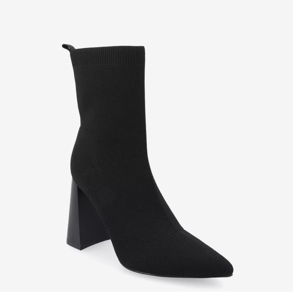 NWT Journee Collection
Women's Noralinn Knit Stacked Flared Heel Dress Booties